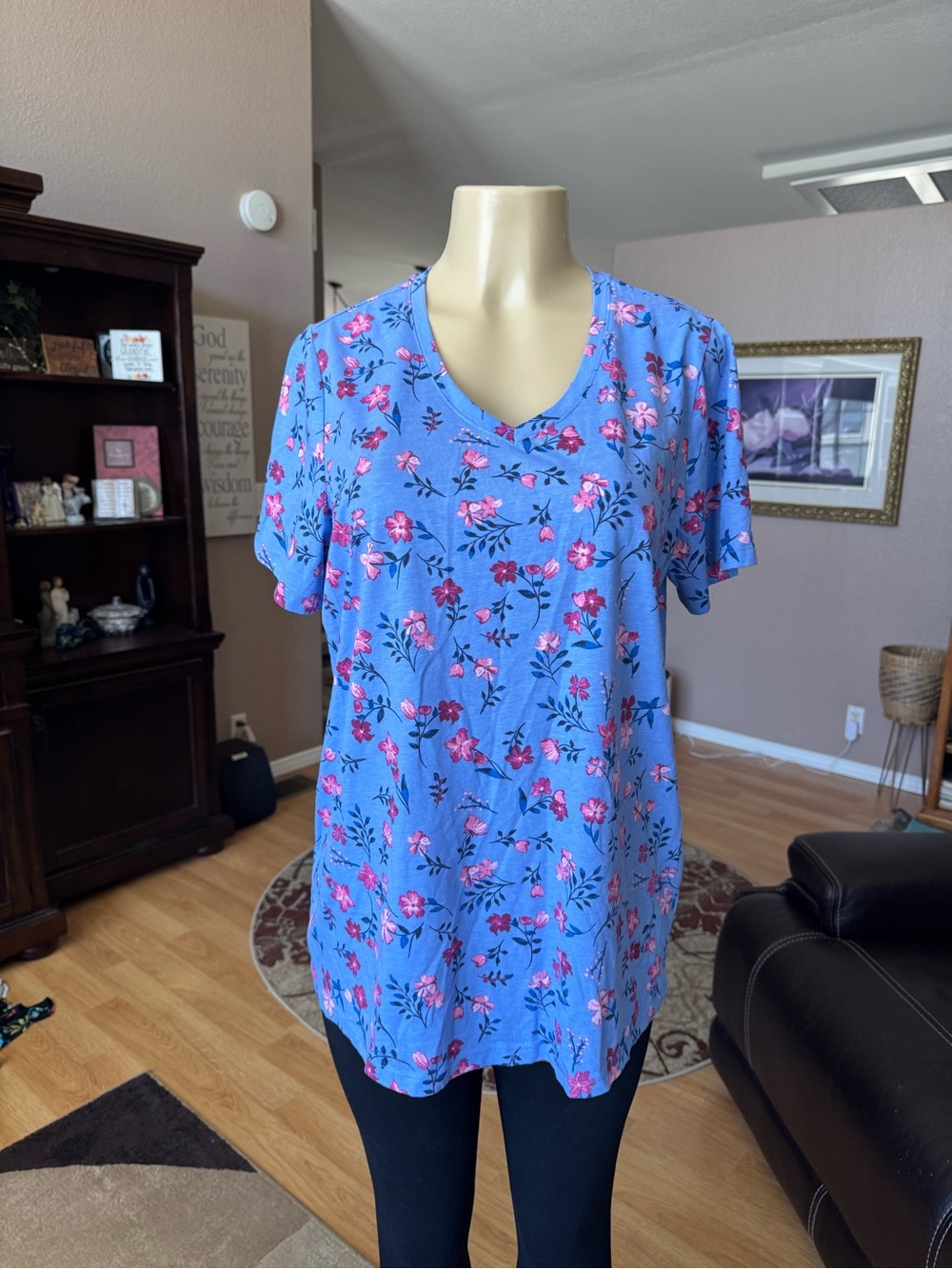 Woman Within blue V-neck with pink floral print blouse-size 14/16